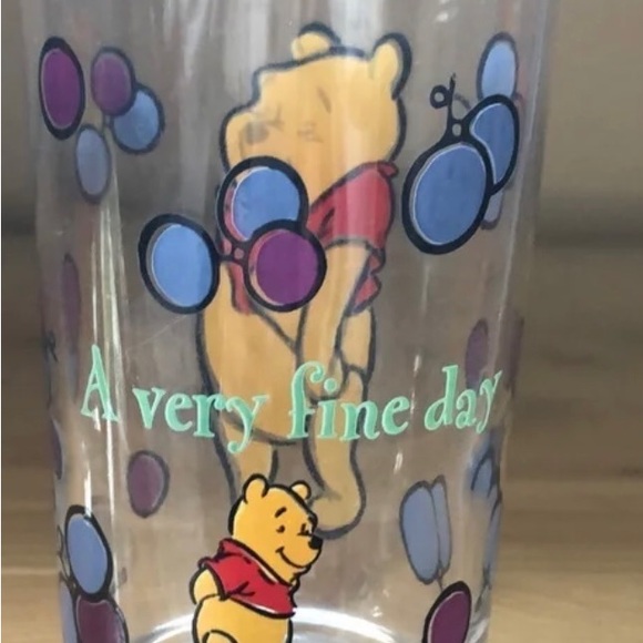 Vintage Pooh and friends 3 juice glasses - Picture 6 of 10
